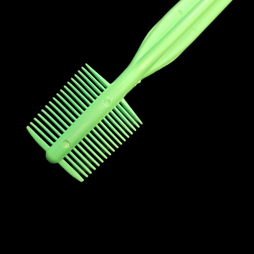 Coil Comb Green